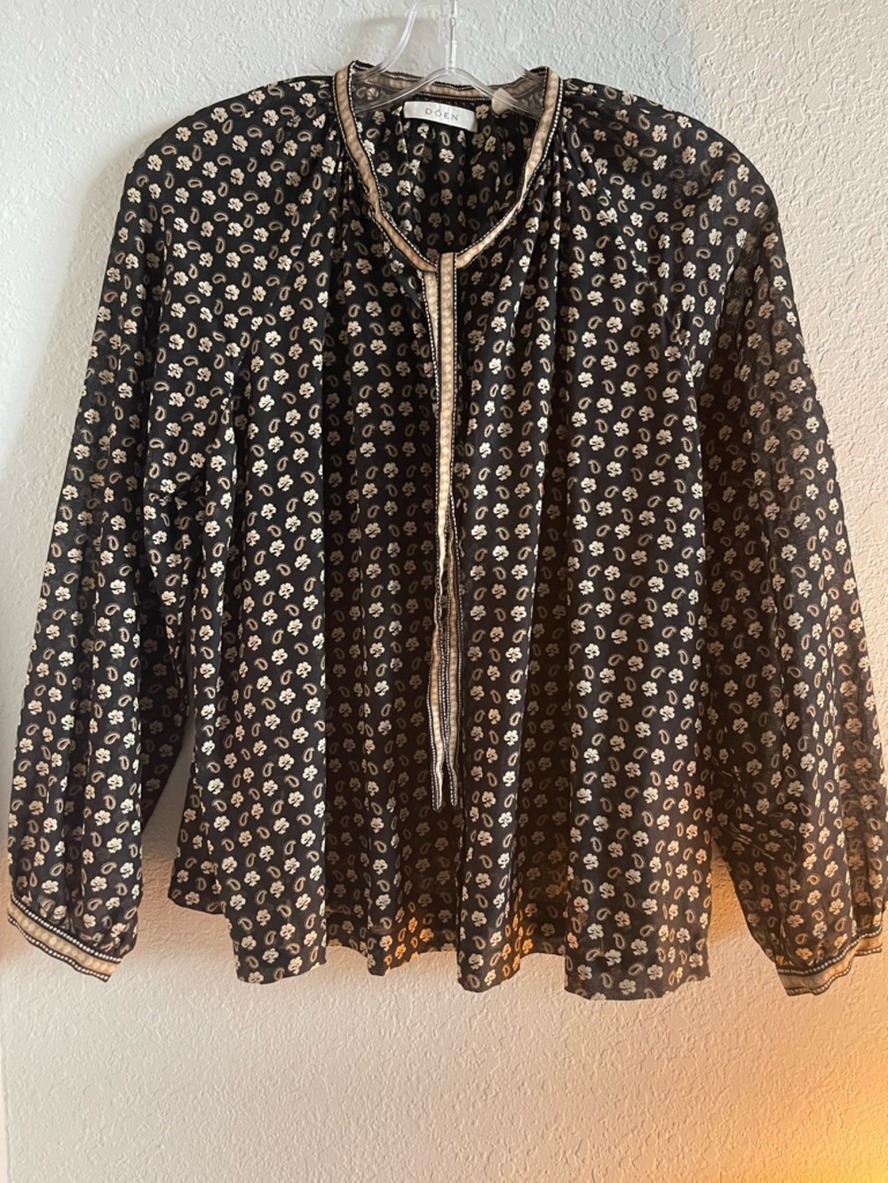 Doen Black with Cream Accents Tie-Neck Peasant Blouse - Picture 7 of 14